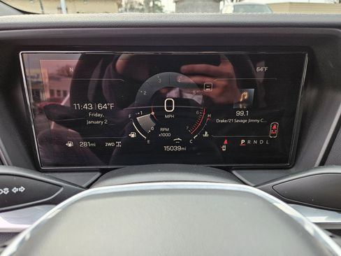 Used 2025 GMC Terrain Elevation image 27