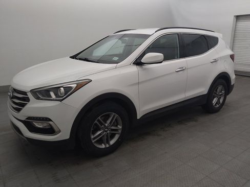 Used 2017 Hyundai Santa Fe Sport AWD/4WD image 2