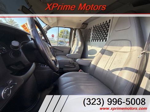 Used 2019 Chevrolet Express 2500 w/ Driver Convenience Package RWD image 15