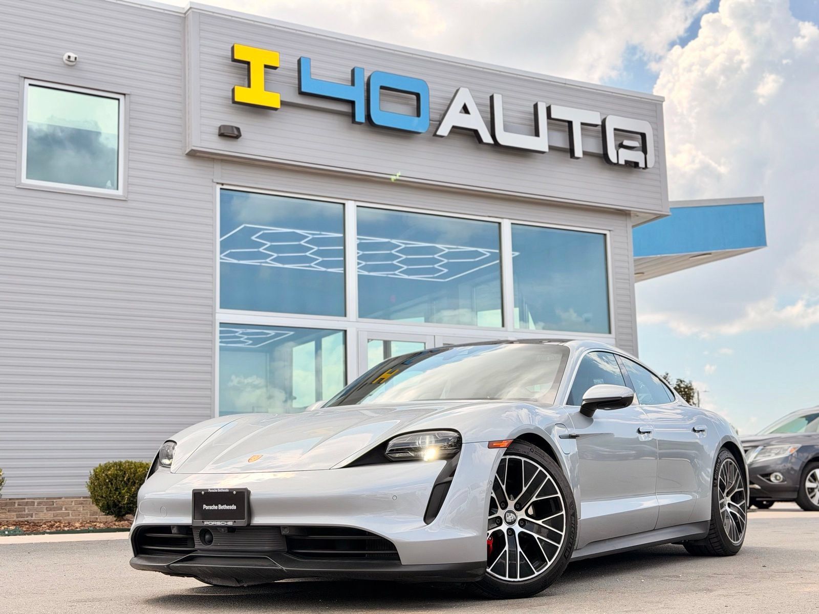 Used 2020 Porsche Taycan 4S w/ Premium Package AWD/4WD image 1