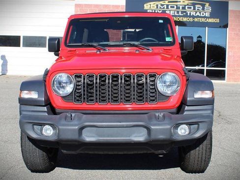 Used 2024 Jeep Wrangler Unlimited Sport AWD/4WD image 8