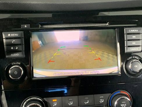 Used 2020 Nissan Rogue Sport S FWD image 25
