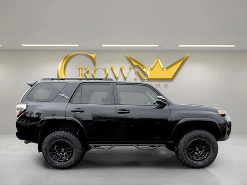 Used 2020 Toyota 4Runner TRD Off-Road Premium image 5