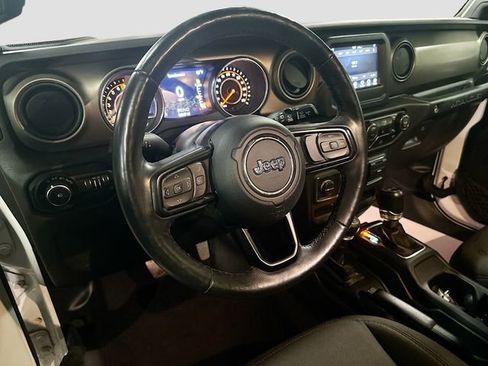 Used 2019 Jeep Wrangler Unlimited Sport S image 10