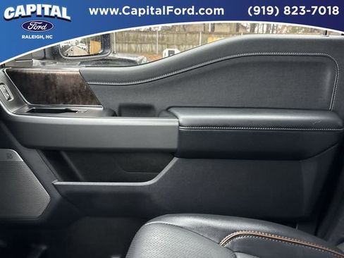 Used 2025 Ford F350 Lariat w/ Black Appearance Package image 27
