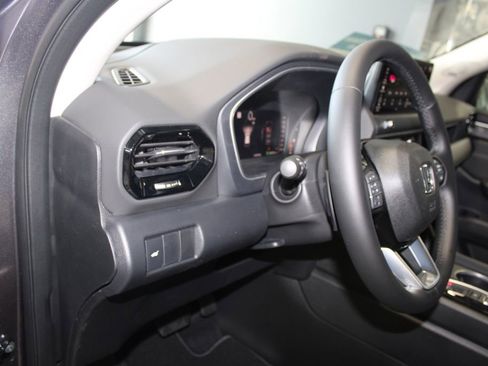 New 2026 Honda Pilot Touring image 22