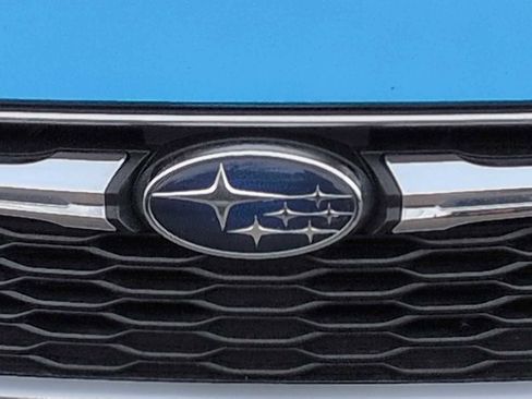 Used 2017 Subaru Impreza 2.0i Limited image 12