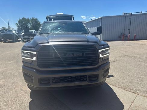 Used 2022 RAM 3500 Laramie AWD/4WD image 3