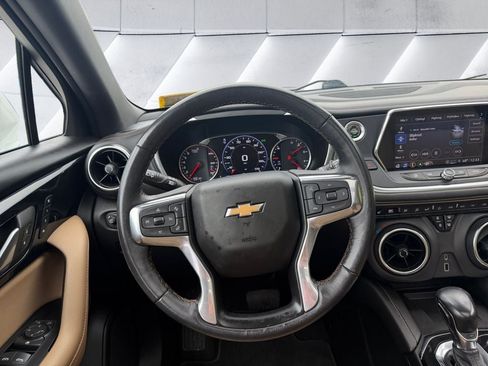 Used 2022 Chevrolet Blazer Premier w/ Enhanced Convenience Package AWD/4WD image 13