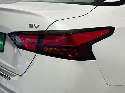 Used 2022 Nissan Altima 2.5 SV w/ SV Premium Package FWD image 34