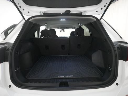 Used 2020 Chevrolet Equinox LS w/ LS Convenience Package image 10