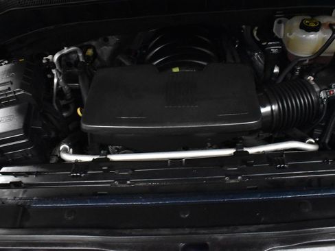 Used 2019 Chevrolet Silverado 1500 LT w/ All-Star Edition image 10