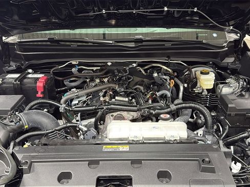 Used 2024 Toyota Tacoma SR image 25
