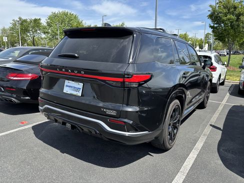 Used 2024 Lexus TX 500h AWD w/ Technology Package image 21