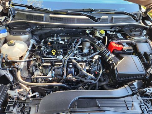 Used 2021 Lincoln Corsair AWD image 12