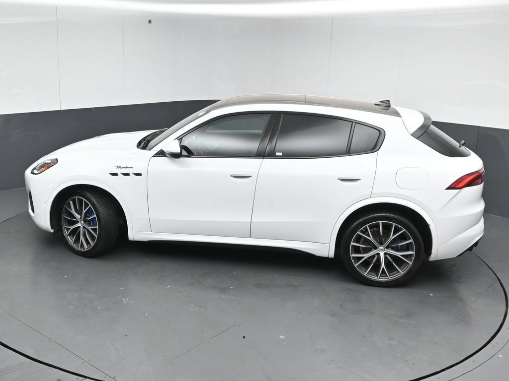 Used 2023 Maserati Grecale Modena AWD/4WD image 45