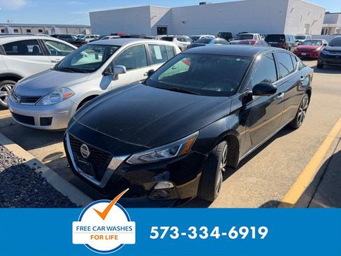 Used 2019 Nissan Altima 2.5 Platinum AWD/4WD image 1