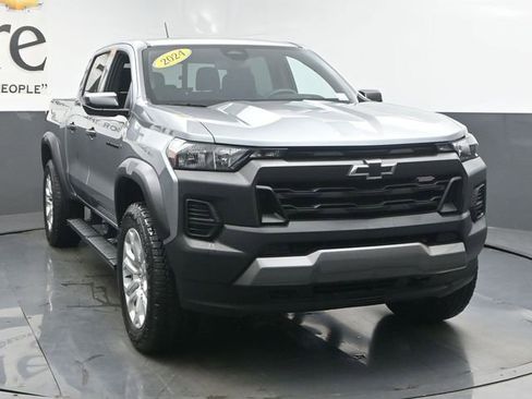 Used 2024 Chevrolet Colorado Trail Boss w/ LPO, Dark Essentials Package image 49