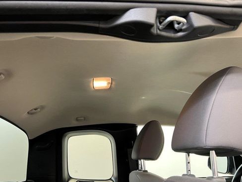 Used 2021 Toyota Tacoma SR image 14