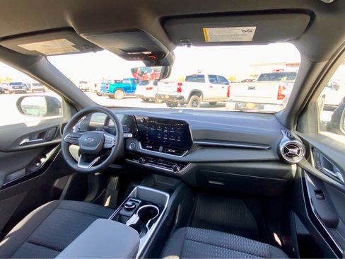 New 2026 Chevrolet Equinox LT w/ Midnight Edition AWD/4WD image 34