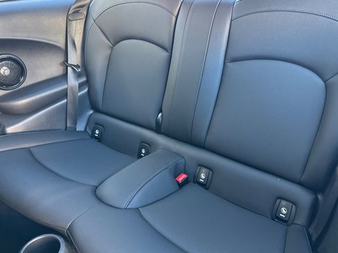 Used 2024 MINI Cooper SE image 27