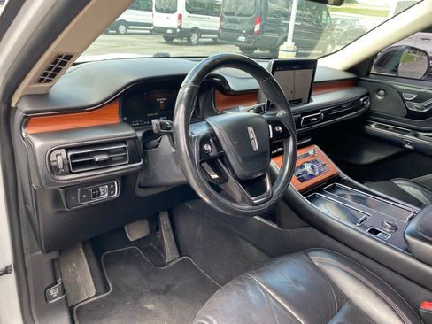 Used 2020 Lincoln Aviator Reserve w/ Elements Package Plus RWD image 12