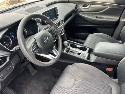 Used 2019 Hyundai Santa Fe SE image 13