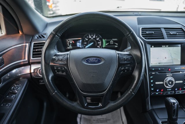 Used 2017 Ford Explorer Limited AWD/4WD image 37