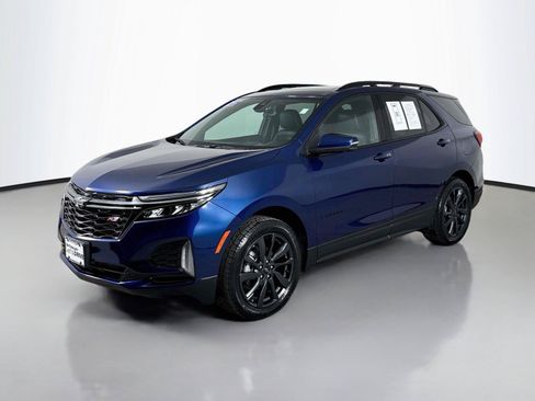Used 2023 Chevrolet Equinox RS AWD/4WD image 9