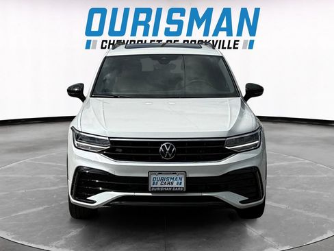 Used 2024 Volkswagen Tiguan SE R-Line AWD/4WD image 8