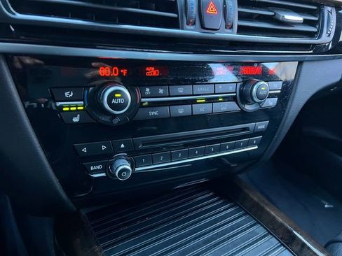 Used 2018 BMW X5 xDrive40e image 24