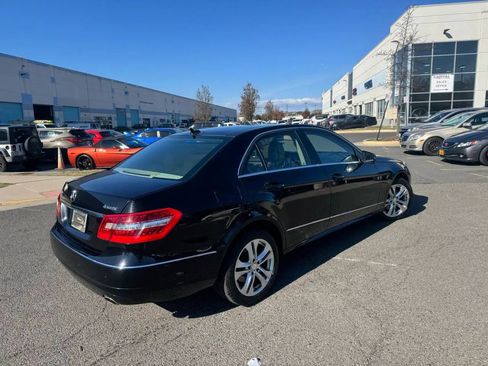 Used 2010 Mercedes-Benz E 350 4MATIC Sedan image 32