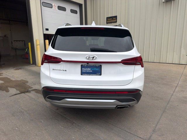 Certified 2023 Hyundai Santa Fe SEL w/ Premium Package FWD image 4