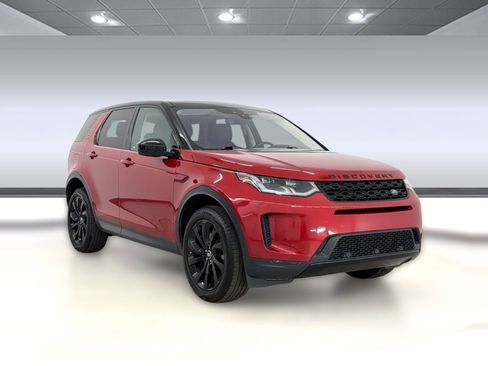 Used 2020 Land Rover Discovery Sport SE image 7