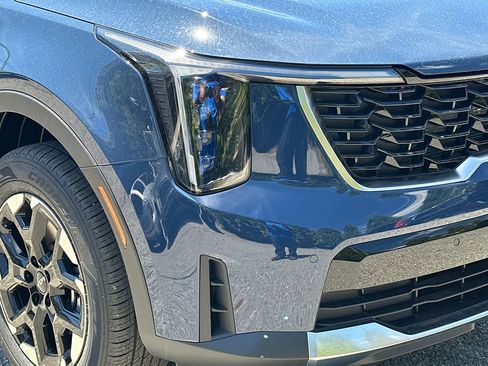 New 2026 Kia Sorento S AWD/4WD image 9