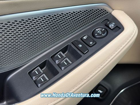 Used 2023 Acura MDX FWD image 24