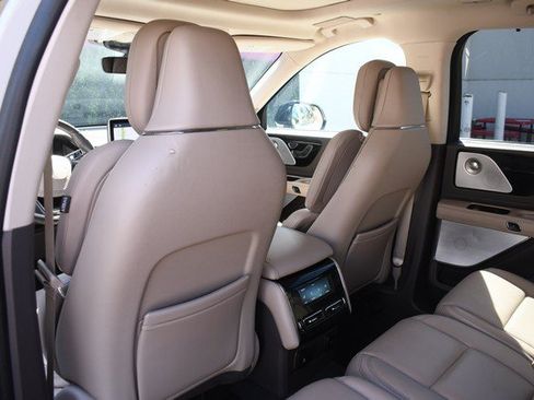 Used 2020 Lincoln Aviator Reserve w/ Equipment Group 202A AWD/4WD image 22