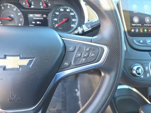 Used 2022 Chevrolet Malibu LT image 29