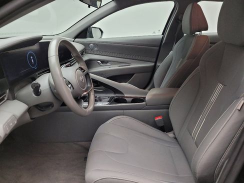 Used 2023 Hyundai Elantra SEL w/ Convenience Package image 17