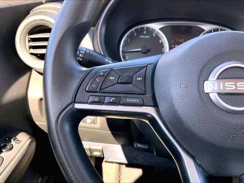 Used 2022 Nissan Kicks S image 24