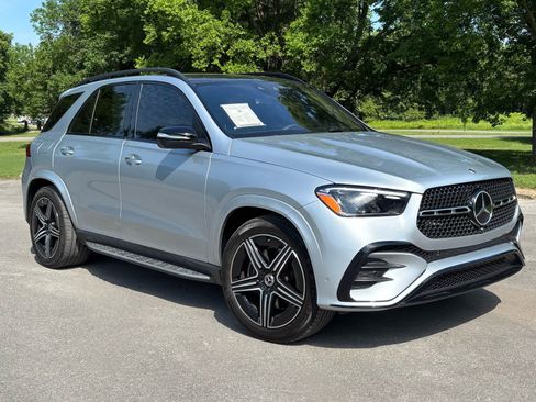Used 2025 Mercedes-Benz GLE 450 4MATIC image 1
