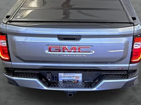 Used 2025 GMC Canyon AT4 w/ Technology Plus Package AWD/4WD image 12