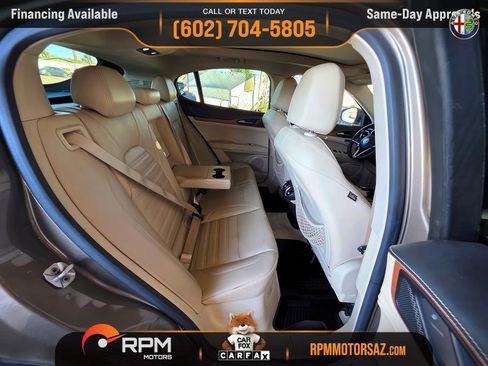 Used 2019 Alfa Romeo Stelvio Ti Lusso w/ Quick Order Package 22X Lusso image 11