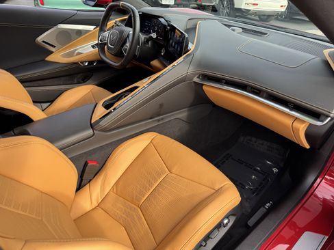 Used 2021 Chevrolet Corvette Stingray Premium Cpe w/ Z51 Performance Package image 33