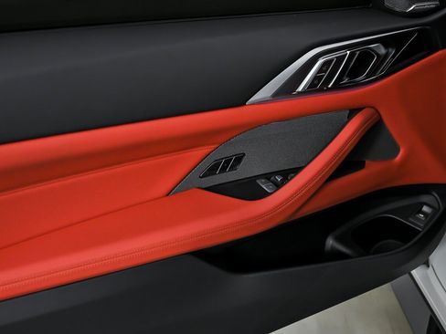 Used 2026 BMW M4 xDrive Competition w/ Executive Package image 16