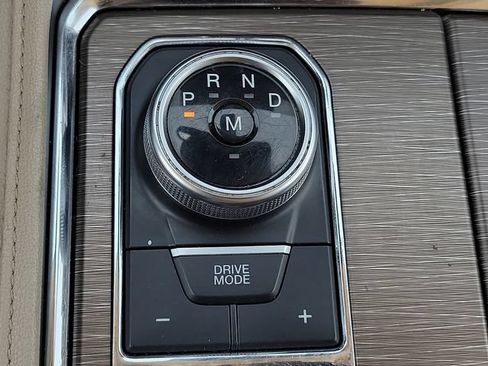 Used 2022 Ford Expedition Max Limited RWD image 16