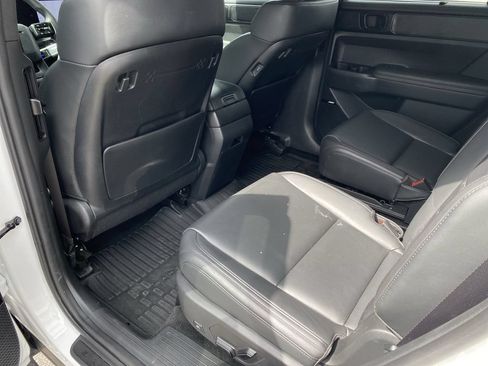Used 2024 Hyundai Santa Fe Calligraphy FWD image 28