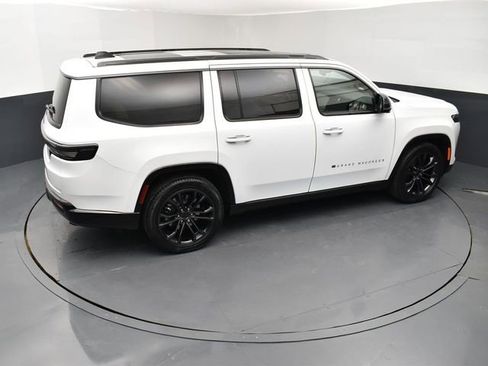 New 2026 Jeep Grand Wagoneer Summit w/ Rear Seat Video Group I image 18