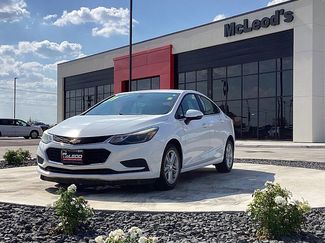 Used 2017 Chevrolet Cruze LT image 1