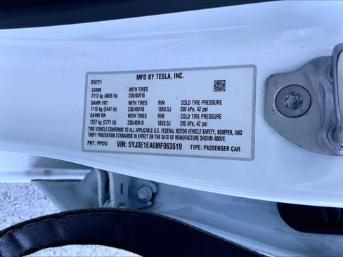 Used 2021 Tesla Model 3 Standard Range Plus RWD image 20
